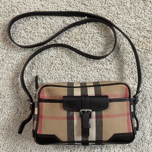 Vintage BURBERRY Nova Check PLAID Canvas LEATHER Trim CROSS BODY Designer BAG